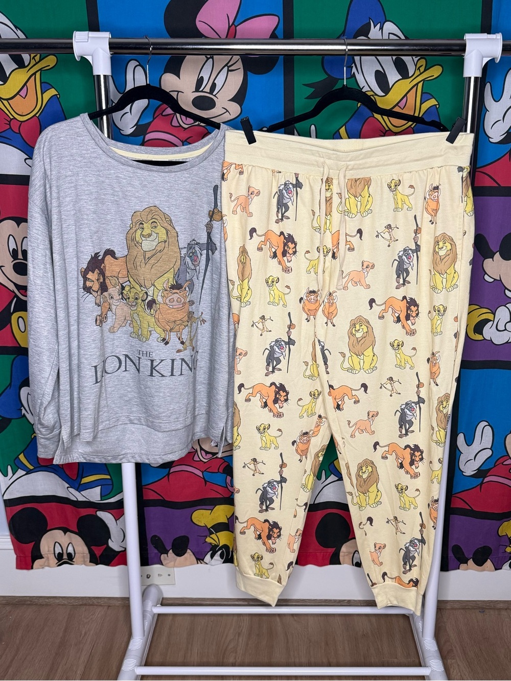 NWOT Disney Parks Lion King PJ set
